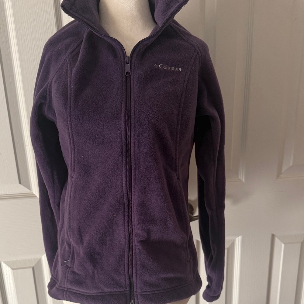 Columbia Women’s Deep Purple Fleece Jacket